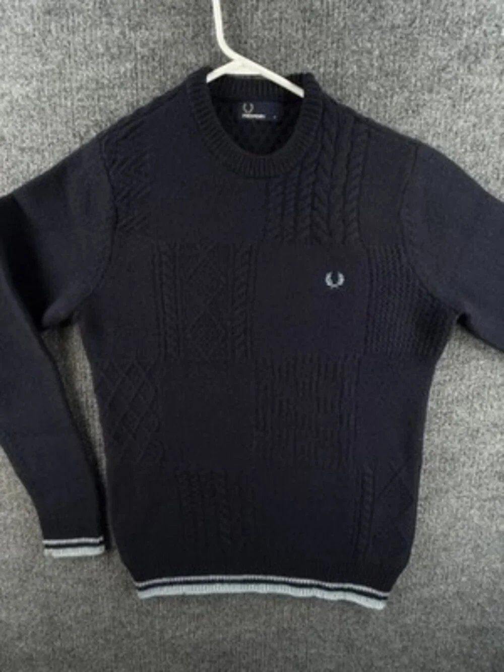 Fred Perry Chunky Cable Knit Logo Men Pullover Blue Crew Neck Wool Nylon Knit